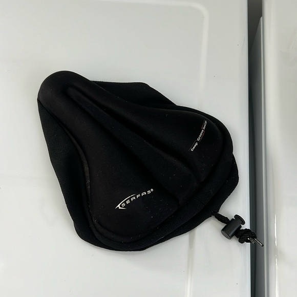 Serfas Memory Foam Deep Groove Bike Seat - Picture 1 of 4